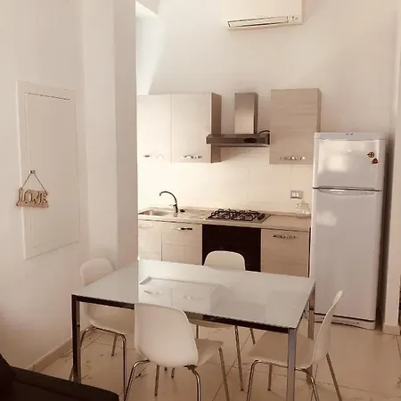 House Apartment *